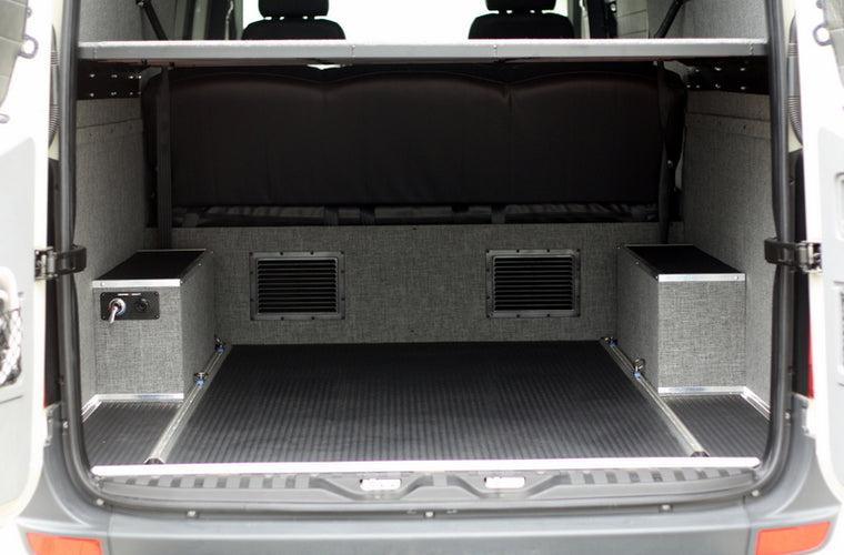 RB Gear Hauler Van Sleek Family 02 - 170