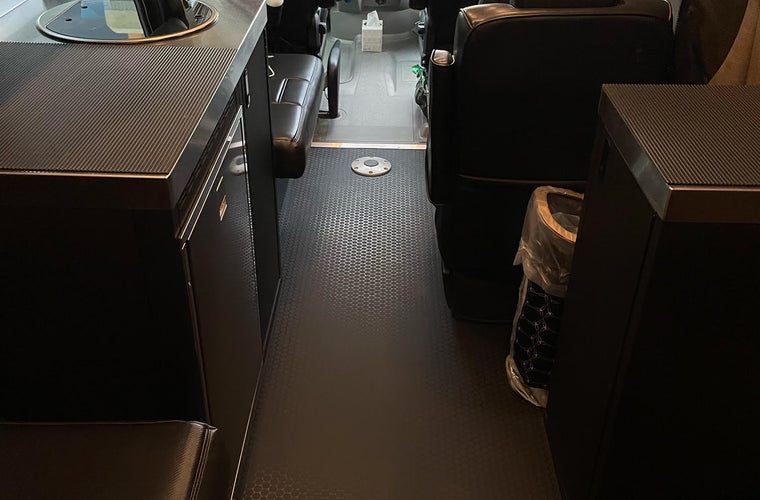 JR 170 Adventure Van - 2500 4x4