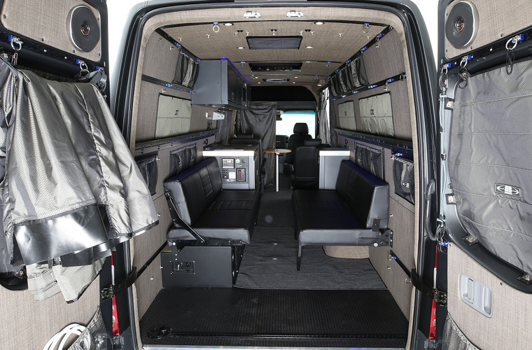 RB Touring Van BB - 170 EXT 3500 4x4