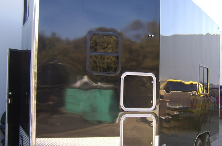 20' V Nose Toy Hauler