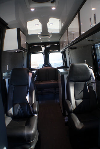 RB Gear Hauler Van Sleek Family 01 - 170