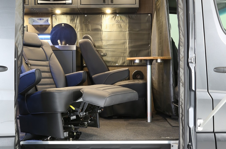 RB Touring Van BB - 170 EXT 3500 4x4