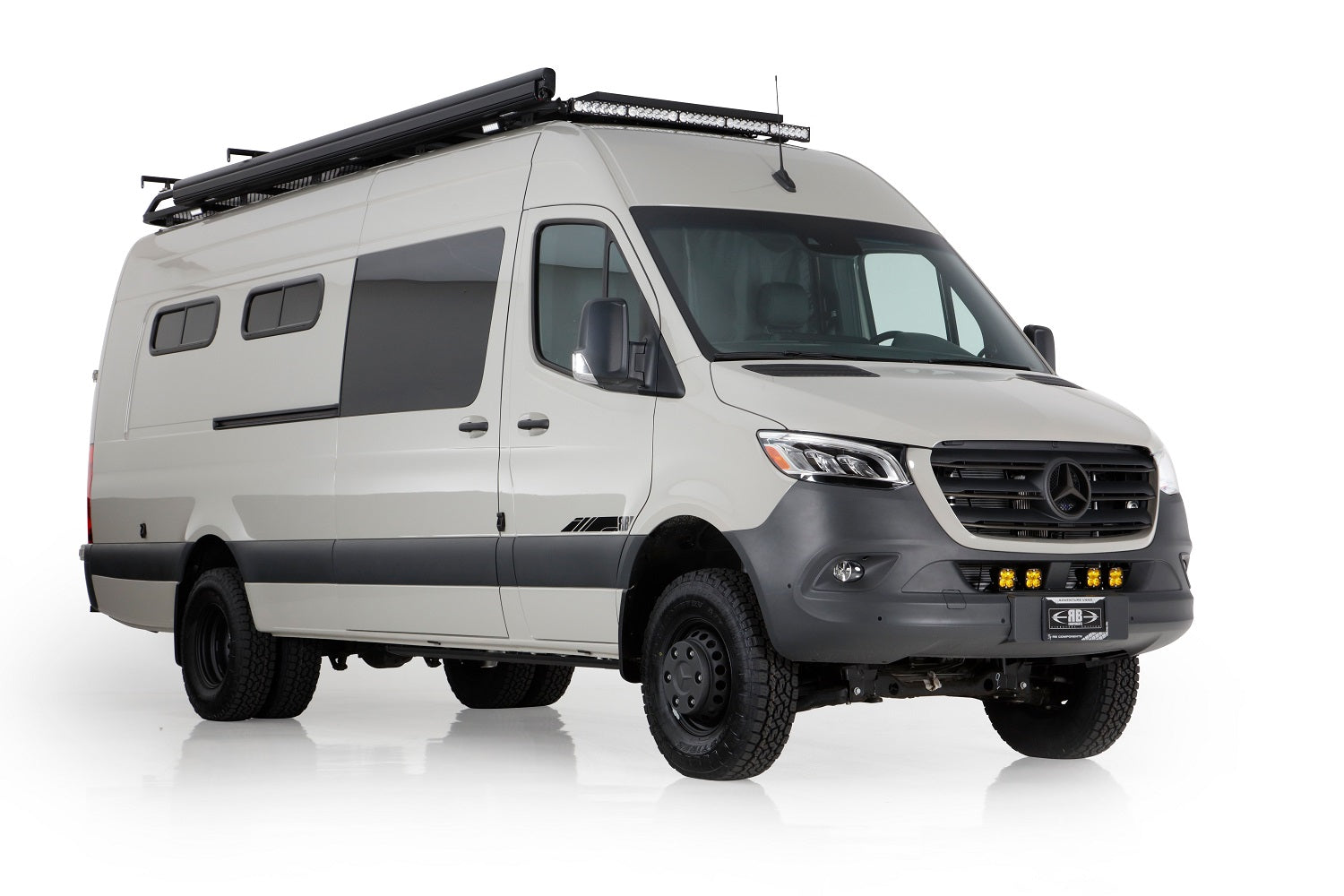 Tl Van Model RB Touring Van TL - 170 EXT 3500 4x4 - RB Components