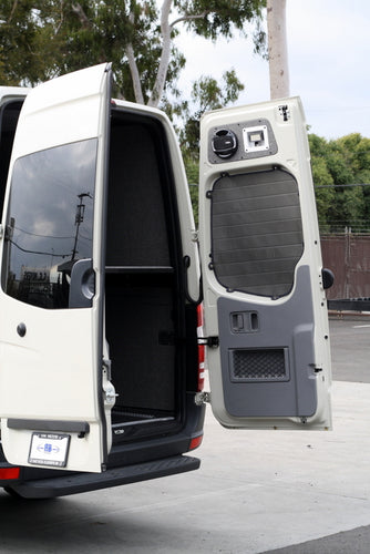 RB Gear Hauler Van Sleek Family 02 - 170