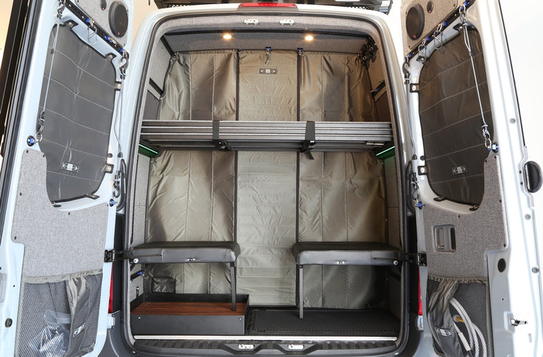 RB Touring Van CM - 170