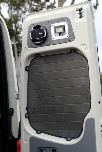 RB Gear Hauler Van Sleek Family 02 - 170