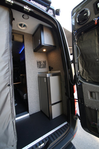 RB Touring Van RS - 170