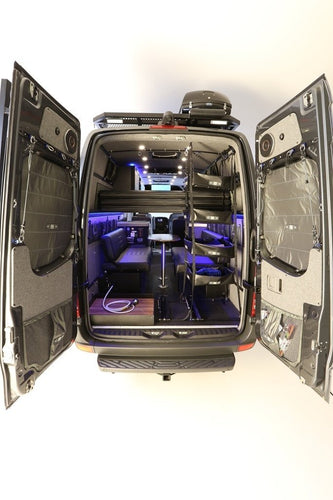 RB Touring Van MF - 170