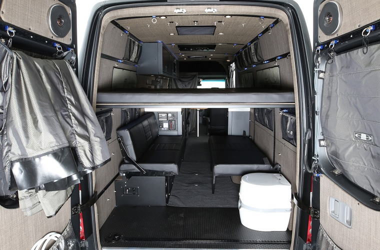 RB Touring Van BB - 170 EXT 3500 4x4