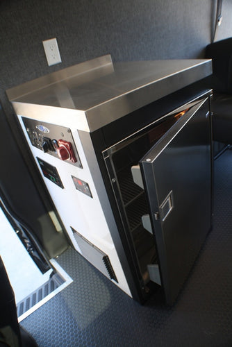 RB Gear Hauler Van Sleek Family 01 - 170