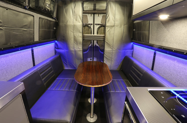 RB Touring Van CM - 170