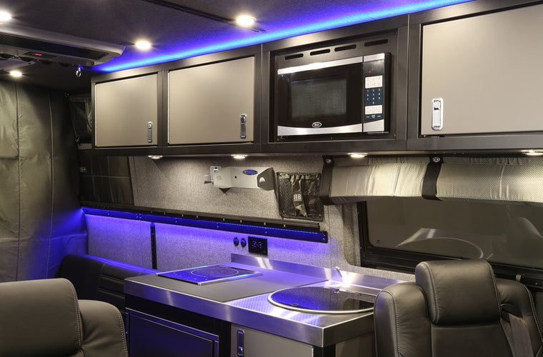 RB Touring Van CM - 170