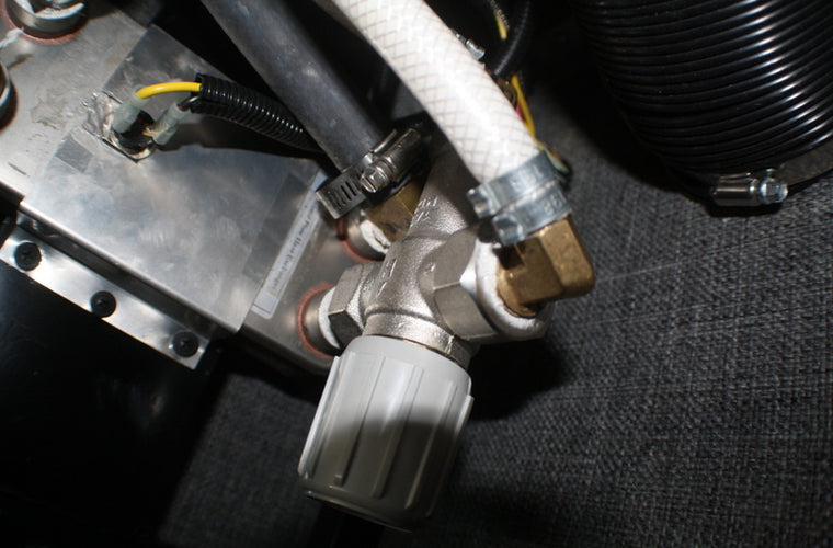 RB Gear Hauler Van Sleek Family 02 - 170