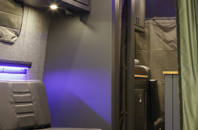 RB Touring Van CDM - 170 EXT 3500 4X4