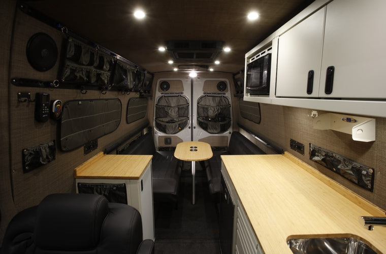 RB Touring Van JR - 170 3500 4x4