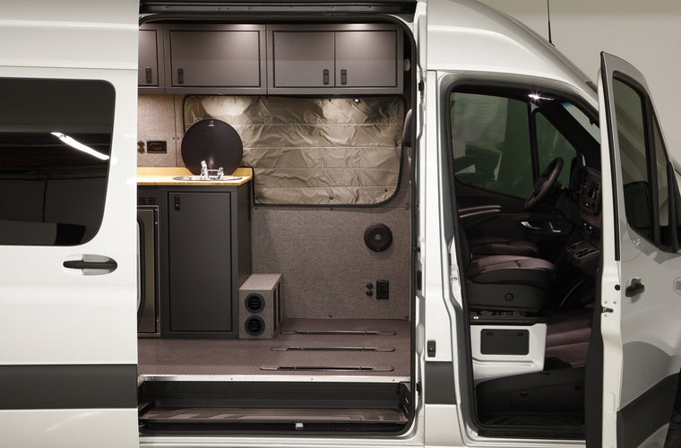 RB Touring Van CFA - 170 2500 4x4