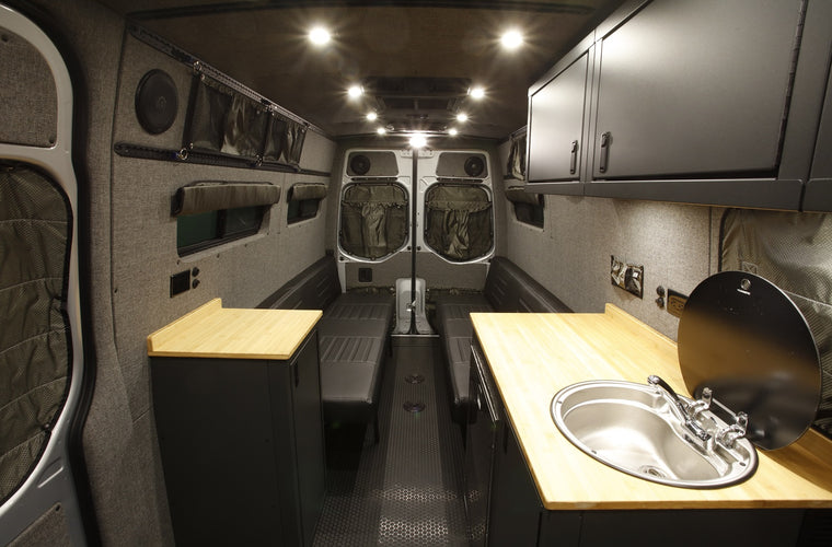 RB Touring Van CFA - 170 2500 4x4