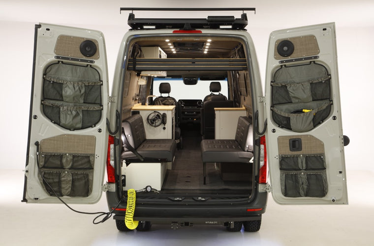 RB Touring Van JR - 170 3500 4x4