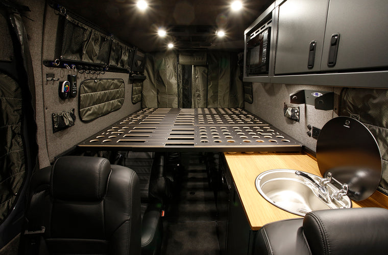 RB Touring Van HK - 170 3500 4x4