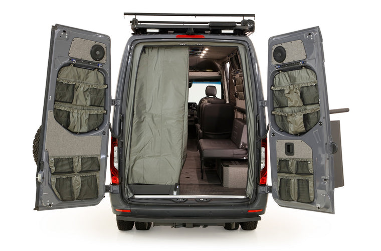 RB Touring Van HK - 170 3500 4x4