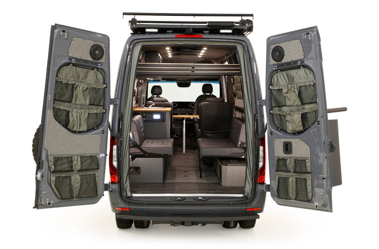 RB Touring Van HK - 170 3500 4x4