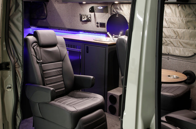 RB Touring Van NW - 170 4x4 3500