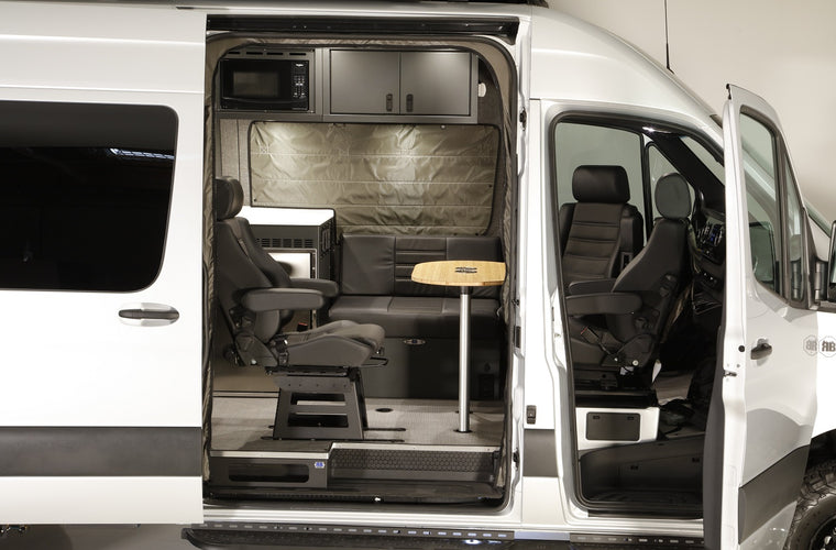 RB Touring Van SN - 170 EXT 3500 4X4