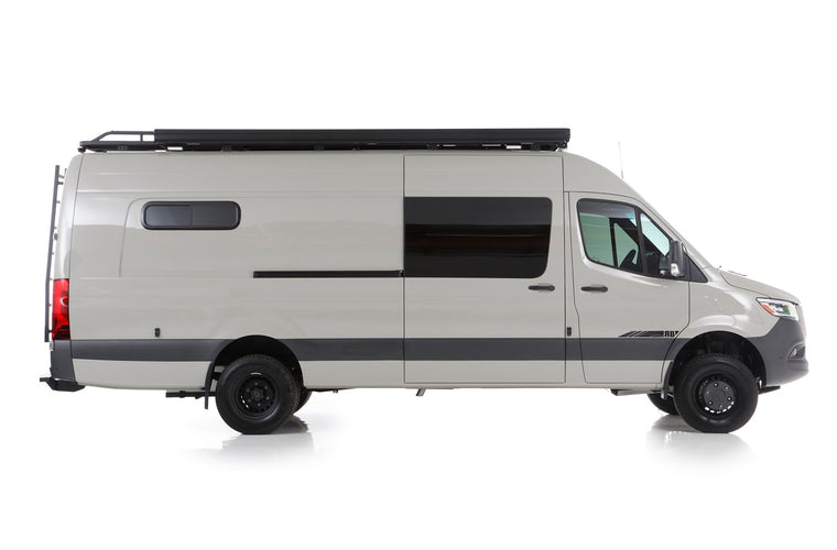 RB Touring Van MF - 170 EXT 3500 4x4