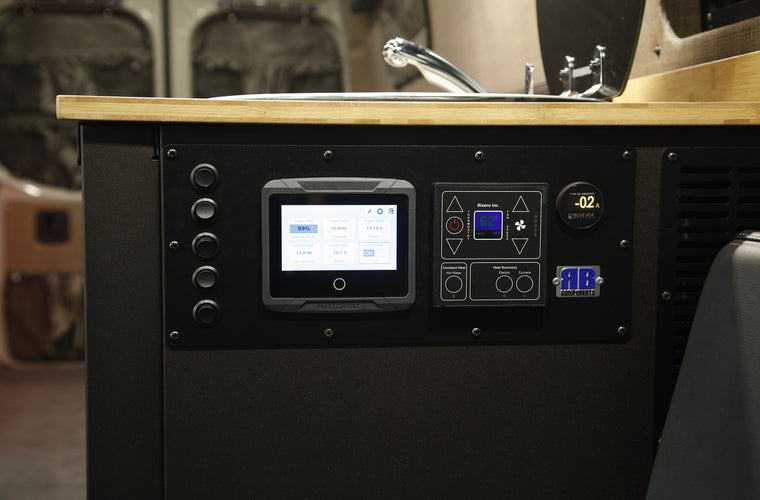 RB Touring Van MF - 170 EXT 3500 4x4