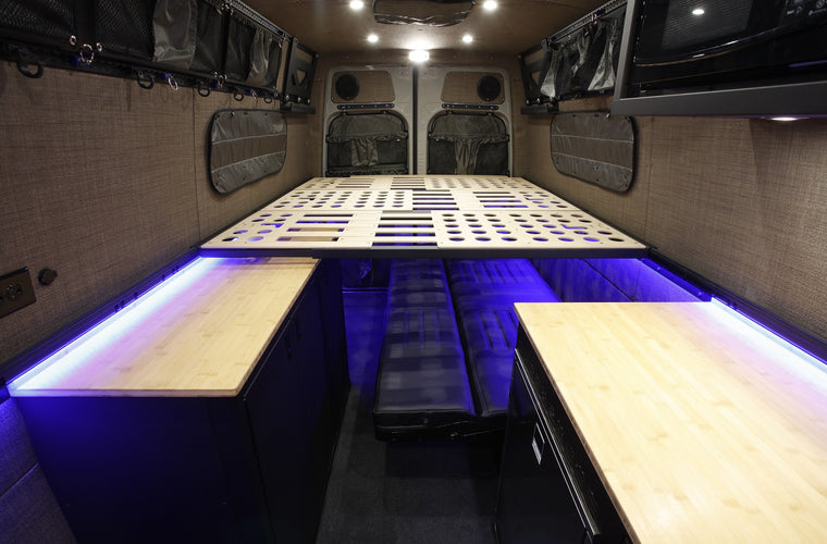 RB Touring Van MF - 170 EXT 3500 4x4