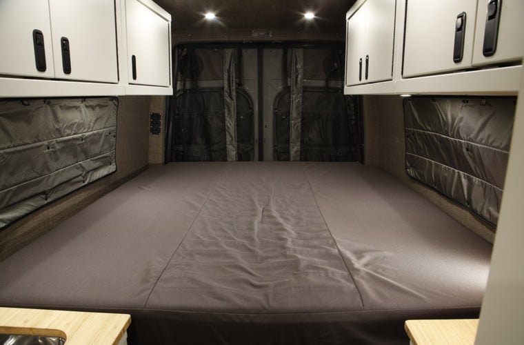 RB Touring Van DH - 170 EXT 3500 4X4