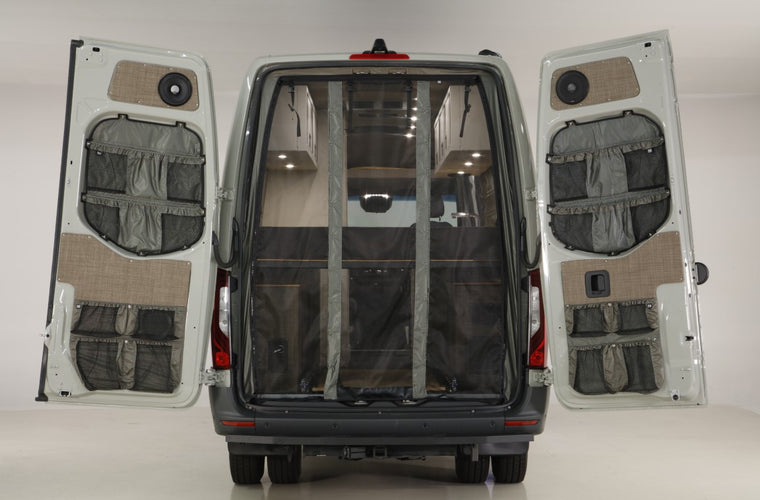 RB Touring Van DH - 170 EXT 3500 4X4