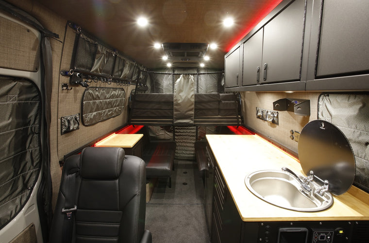 RB Touring Van TL - 170 EXT 3500 4x4