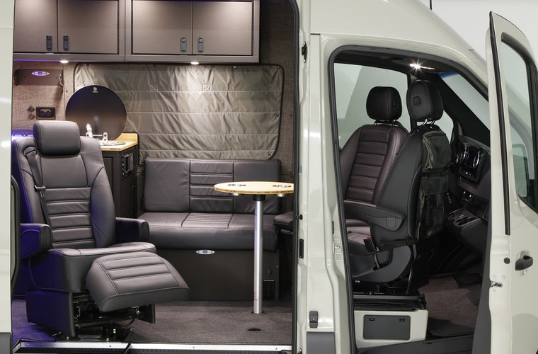 RB Touring Van GM - 170 EXT 3500 4x4