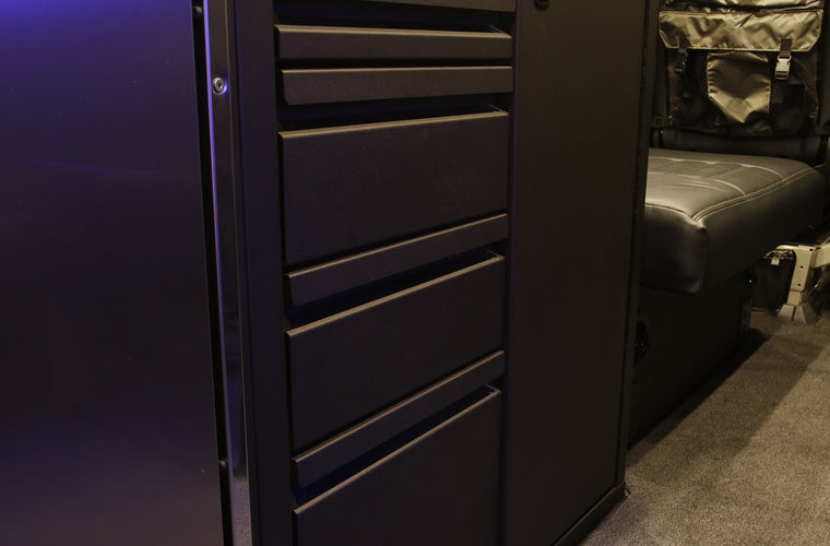 RB Touring Van GM - 170 EXT 3500 4x4