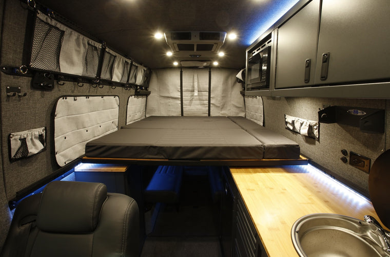 RB Touring Van DJ - 170 EXT 3500 4x4