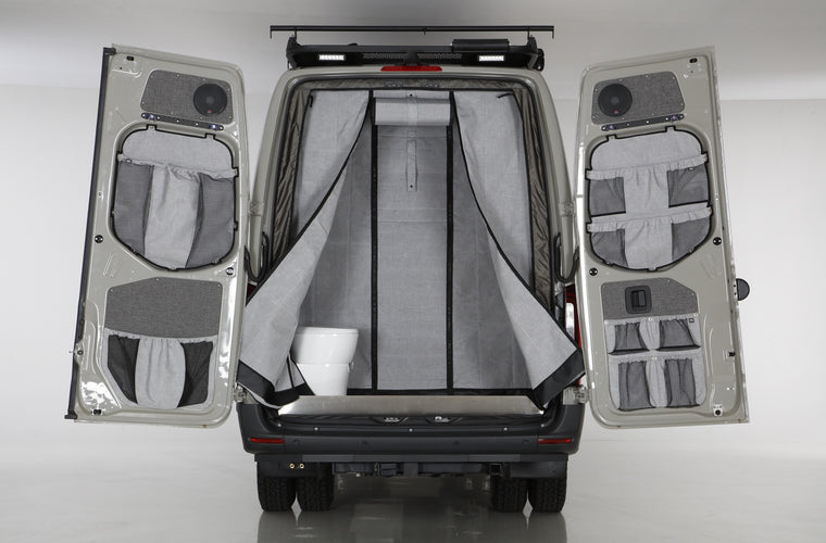 RB Touring Van DJ - 170 EXT 3500 4x4