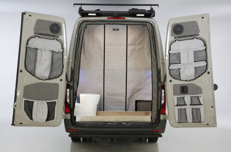 RB Touring Van DJ - 170 EXT 3500 4x4