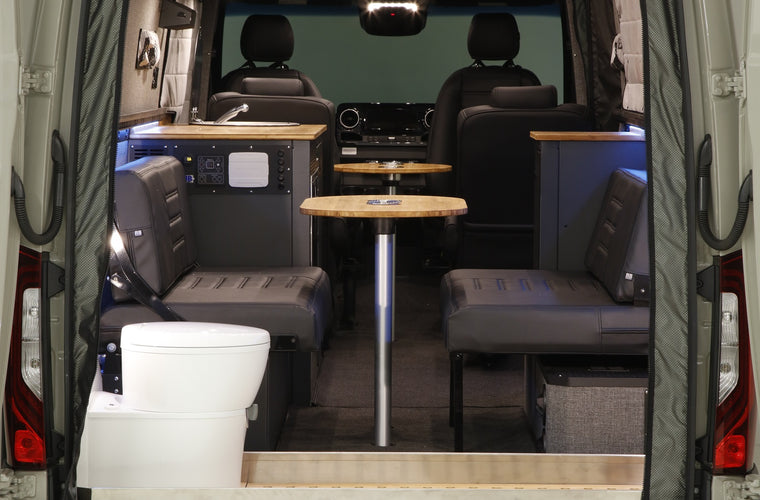 RB Touring Van DJ - 170 EXT 3500 4x4