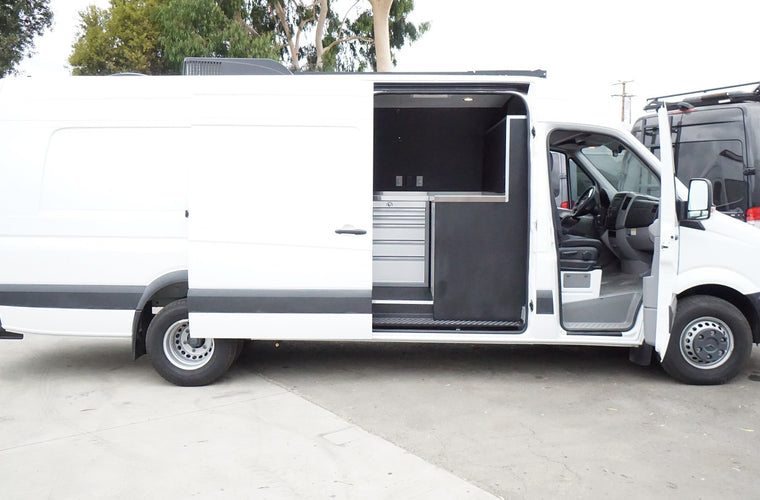 Fox Shocks Race Support Van 2