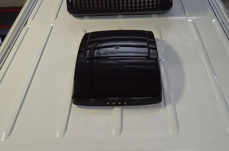 Fox Shocks Race Support Van 2