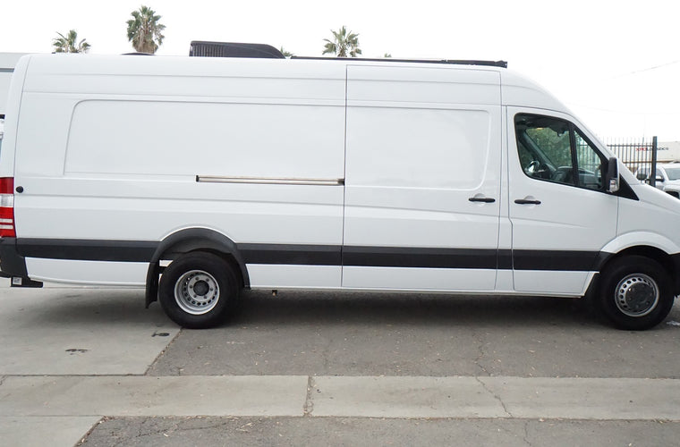 Fox Shocks Race Support Van 2