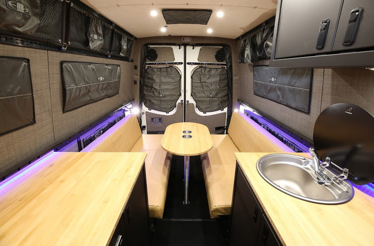 RB Touring Van SN - 2017 170 EX 3500 4x4