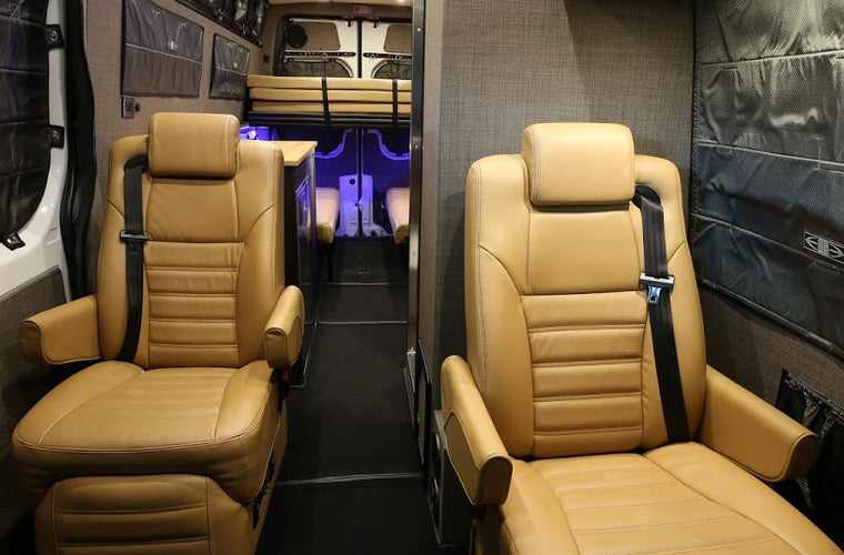 RB Touring Van SN - 2017 170 EX 3500 4x4