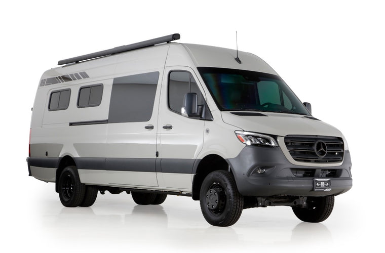 RB Touring Van DH - 170 EXT 3500 4X4