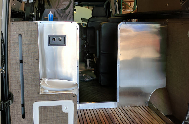 RB Touring Van JS - 144