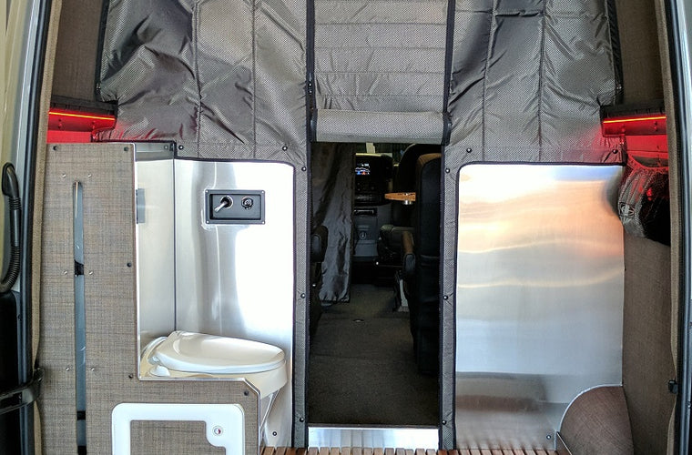 RB Touring Van JS - 144