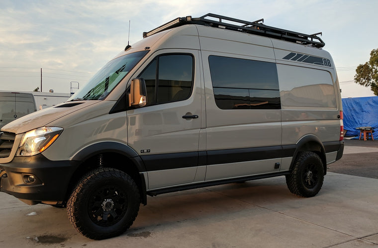 RB Touring Van JS - 144