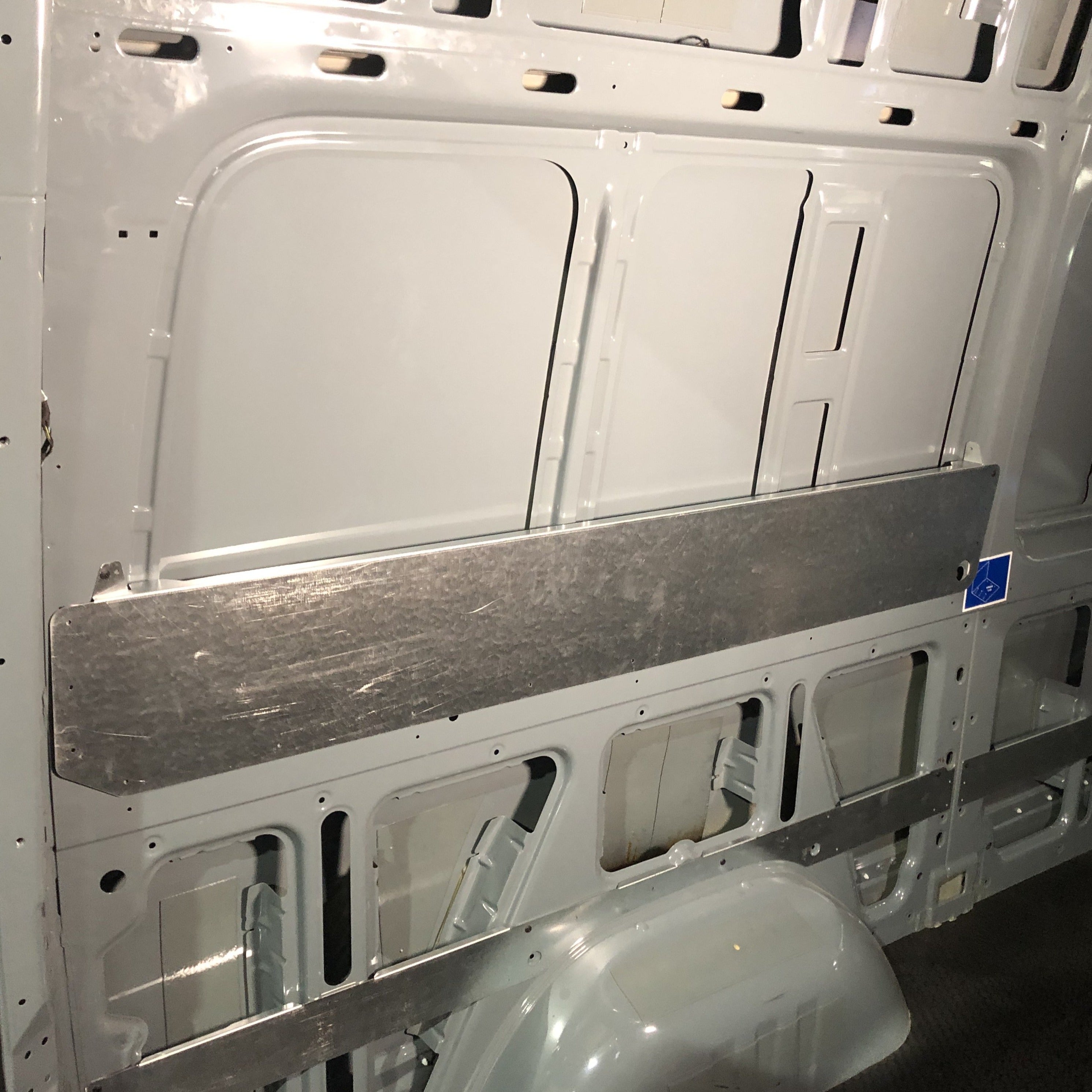 07+ Sprinter Van 144 - 36