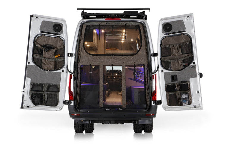 RB Touring Van SN - 170 EXT 3500 4X4